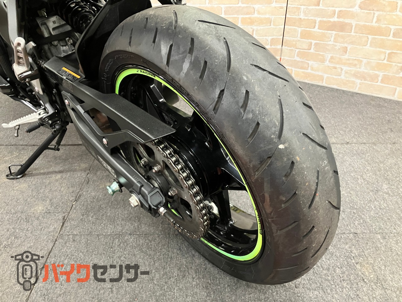 NINJA ZX-25R クイックシフター　ラジエタースクリーン　左右レバー　OVERハンドル_7