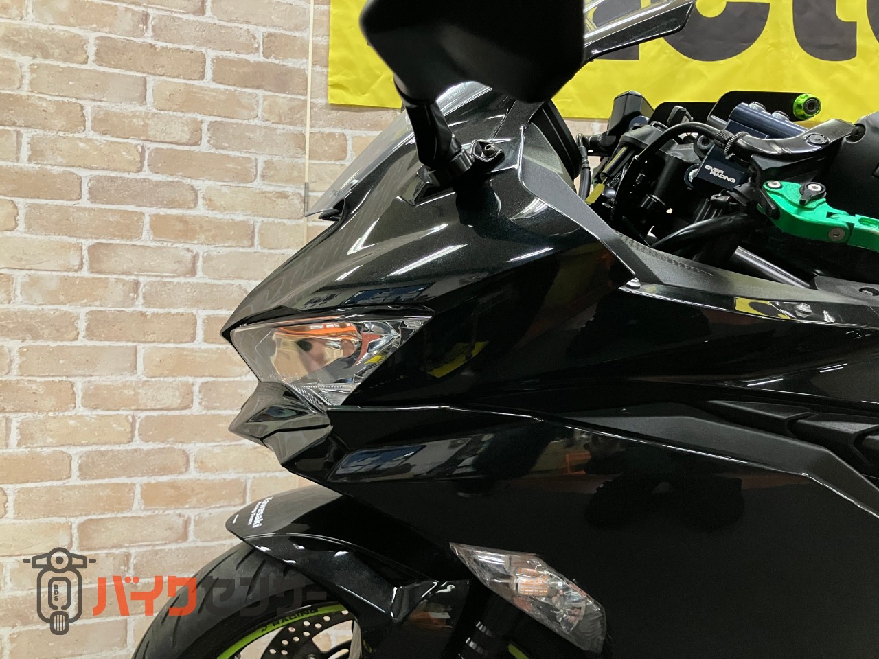 NINJA ZX-25R クイックシフター　ラジエタースクリーン　左右レバー　OVERハンドル_13