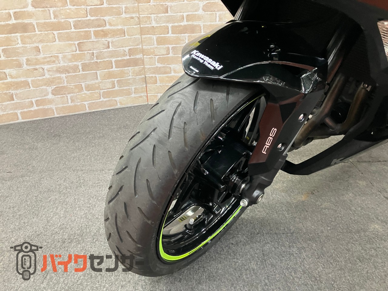 NINJA ZX-25R クイックシフター　ラジエタースクリーン　左右レバー　OVERハンドル_23