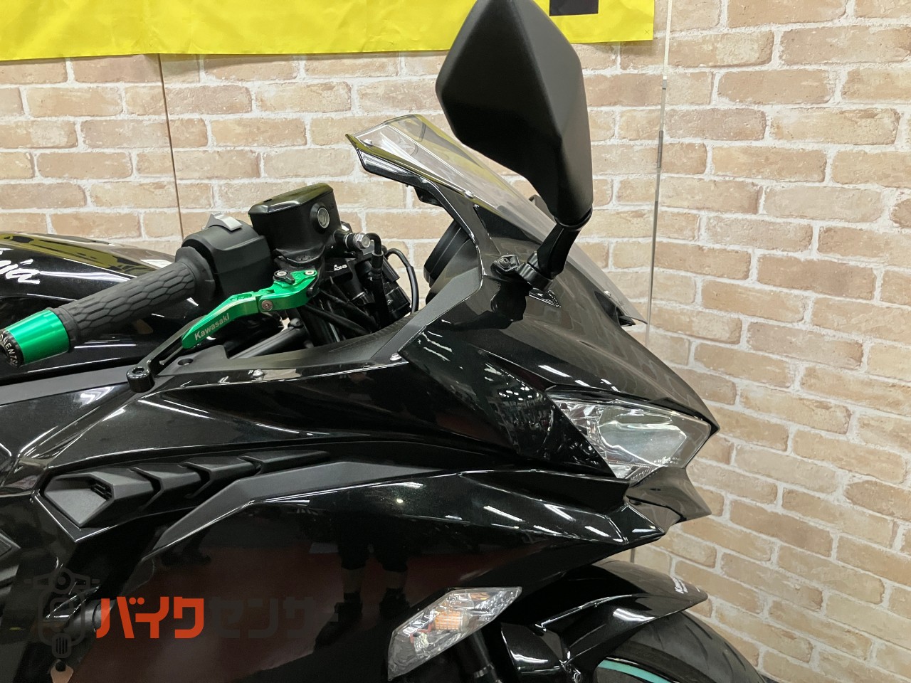 NINJA ZX-25R クイックシフター　ラジエタースクリーン　左右レバー　OVERハンドル_29