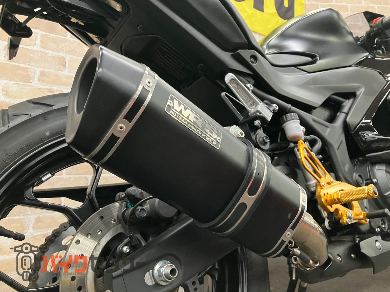 YZF-R25　WR'Sスリップオン　ベビーフェイスバックステップ　カウリングプロテクター　クイックシフター　フェンダーレス_41