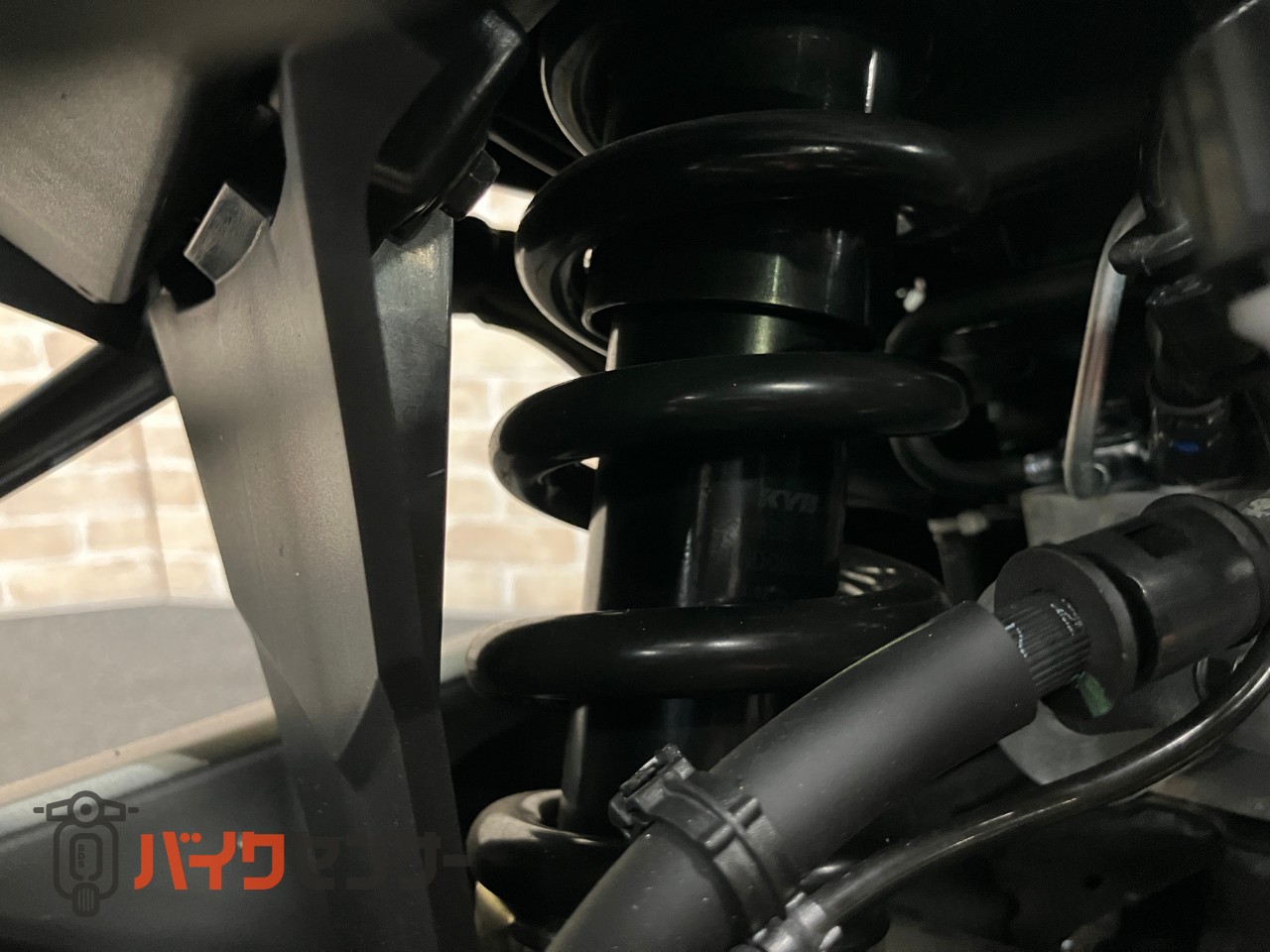 YZF-R25　WR'Sスリップオン　ベビーフェイスバックステップ　カウリングプロテクター　クイックシフター　フェンダーレス_48