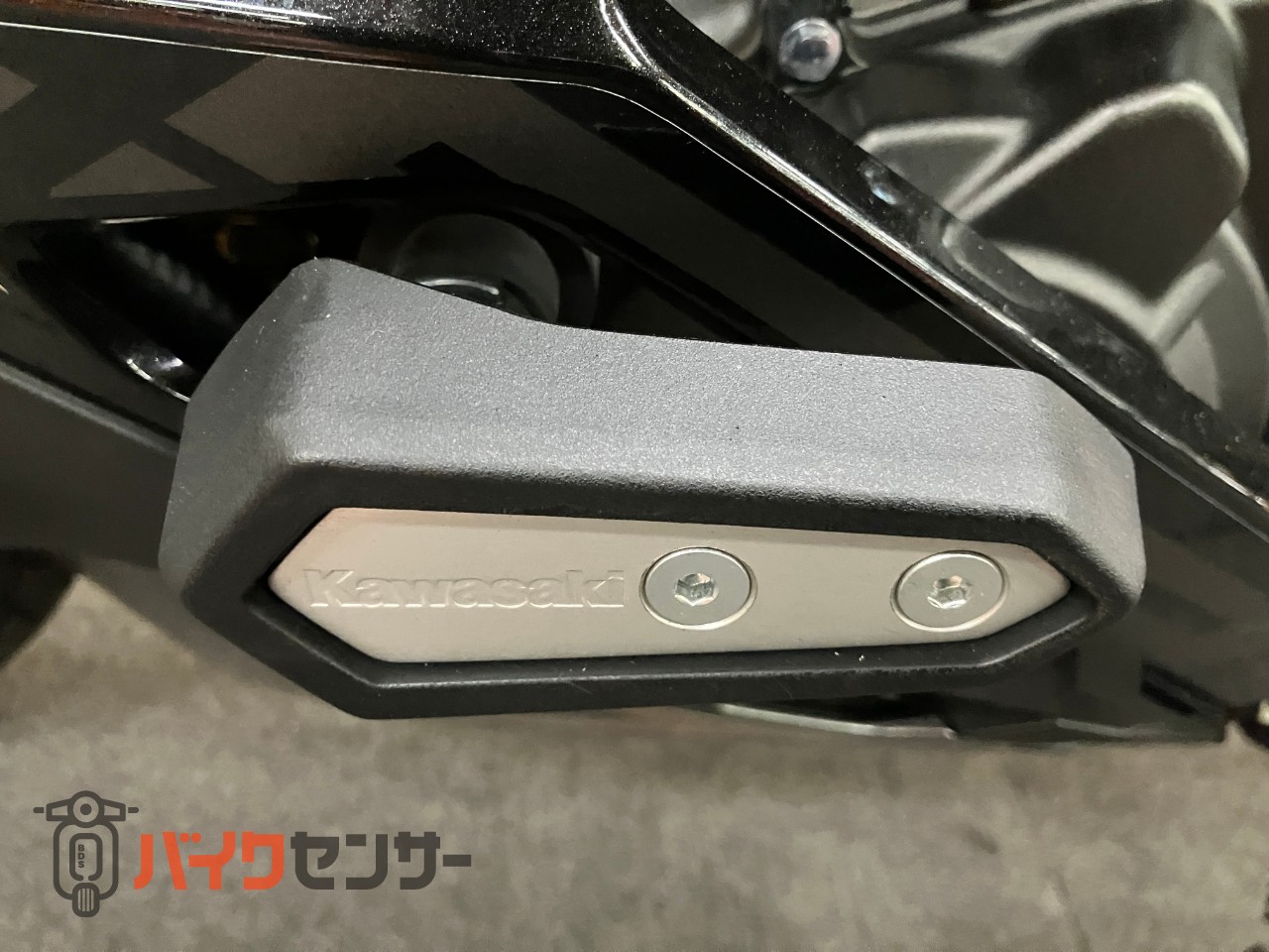 NINJA ZX-25R ヨシムラフルエキ バックステップ フェンダーレス コアガード ETC マウントバー_21