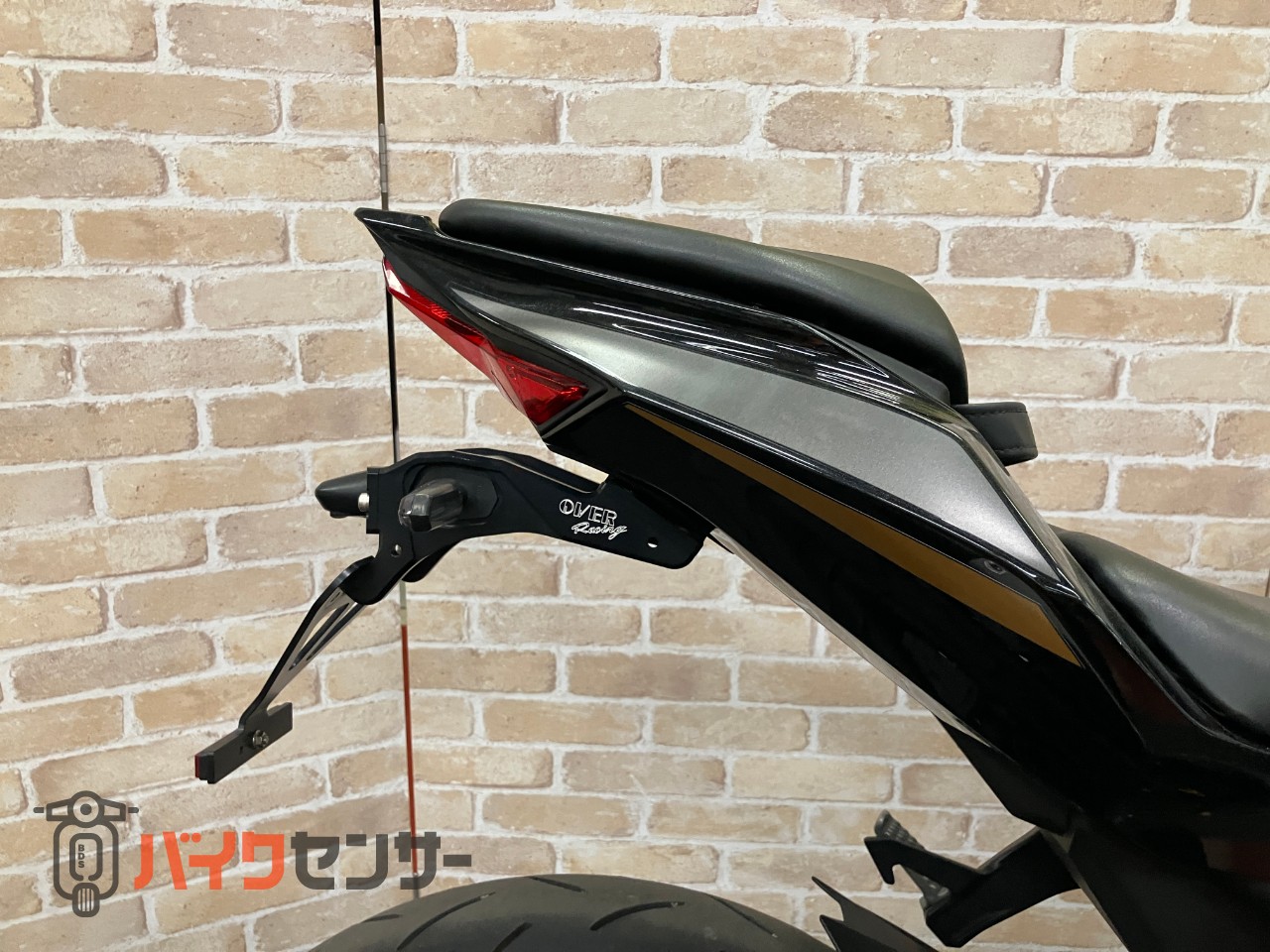 NINJA ZX-25R ヨシムラフルエキ バックステップ フェンダーレス コアガード ETC マウントバー_35