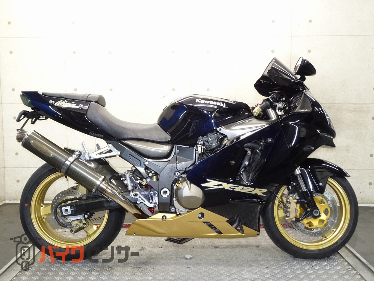 カワサキ NINJA ZX-12R 2003年モデル B型 マレーシア仕様