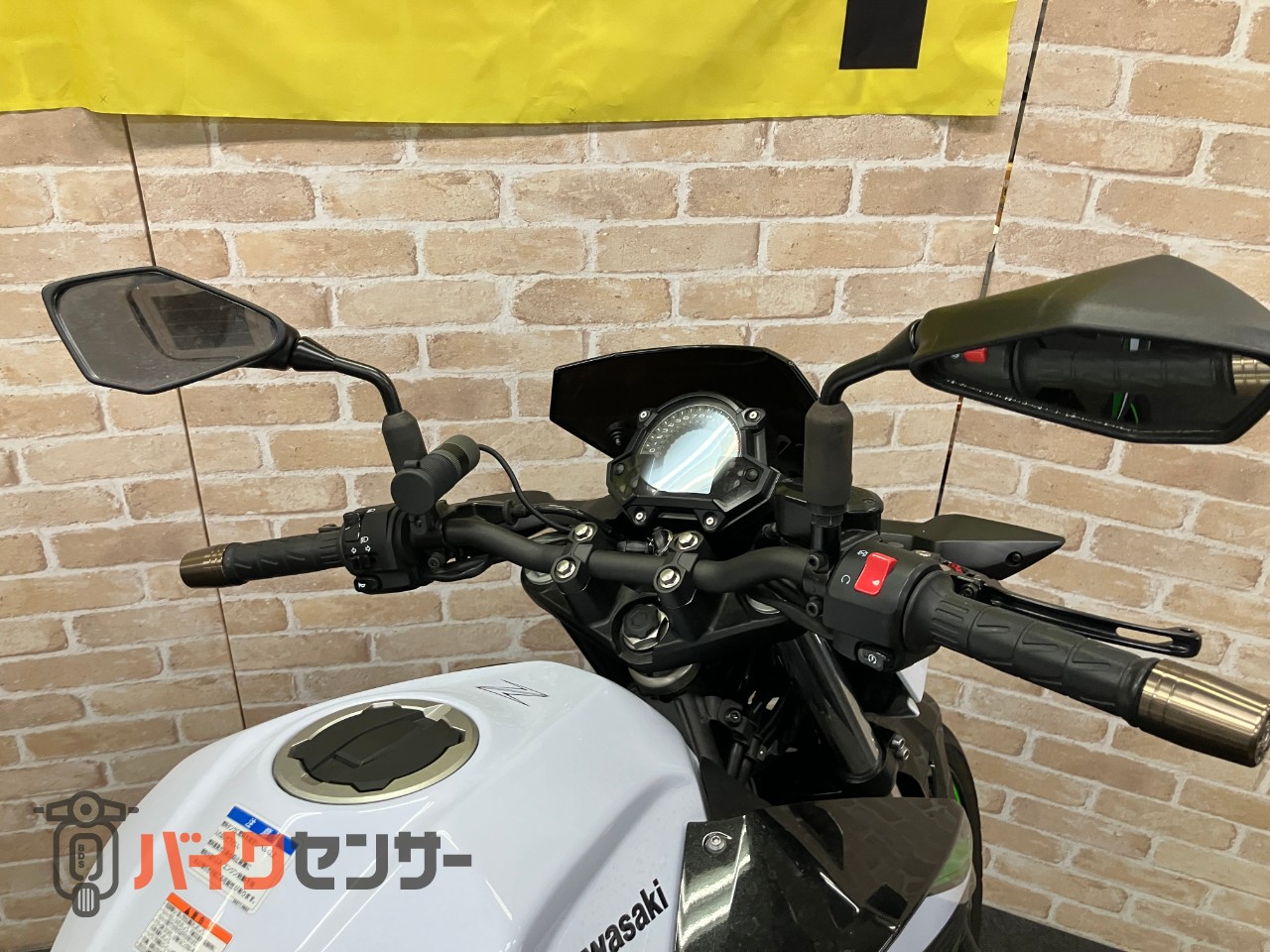 Z250　ラジエタースクリーン　メーターバイザー　ACTIVE左右レバー　ETC USB_6