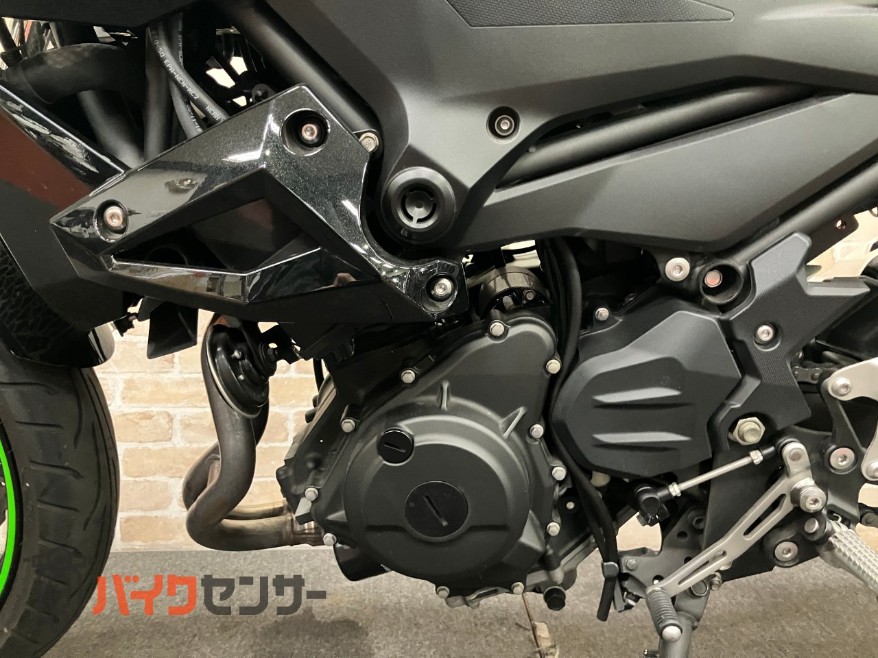 Z250　ラジエタースクリーン　メーターバイザー　ACTIVE左右レバー　ETC USB_18