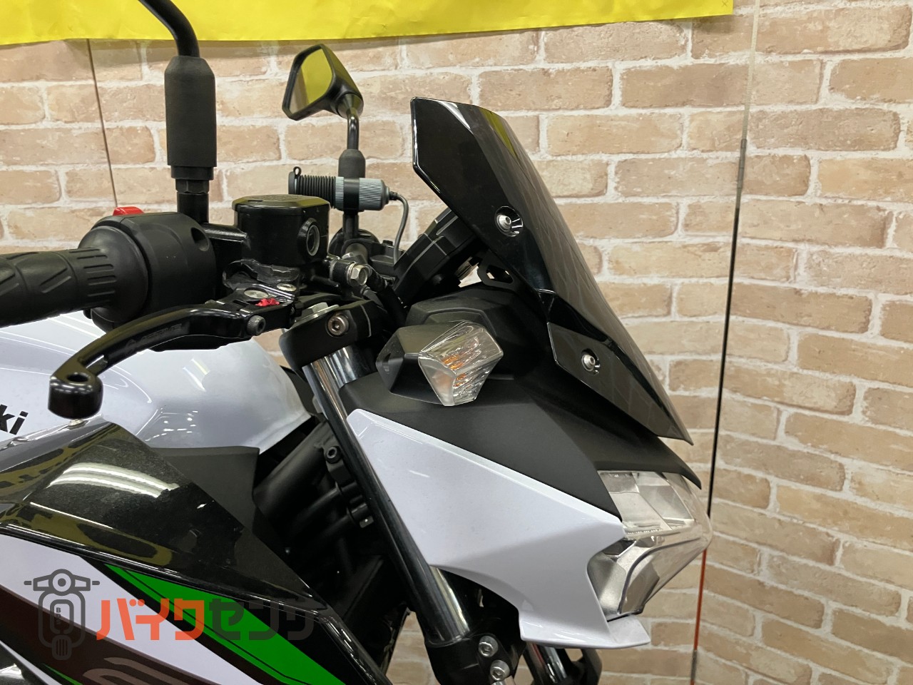 Z250　ラジエタースクリーン　メーターバイザー　ACTIVE左右レバー　ETC USB_31