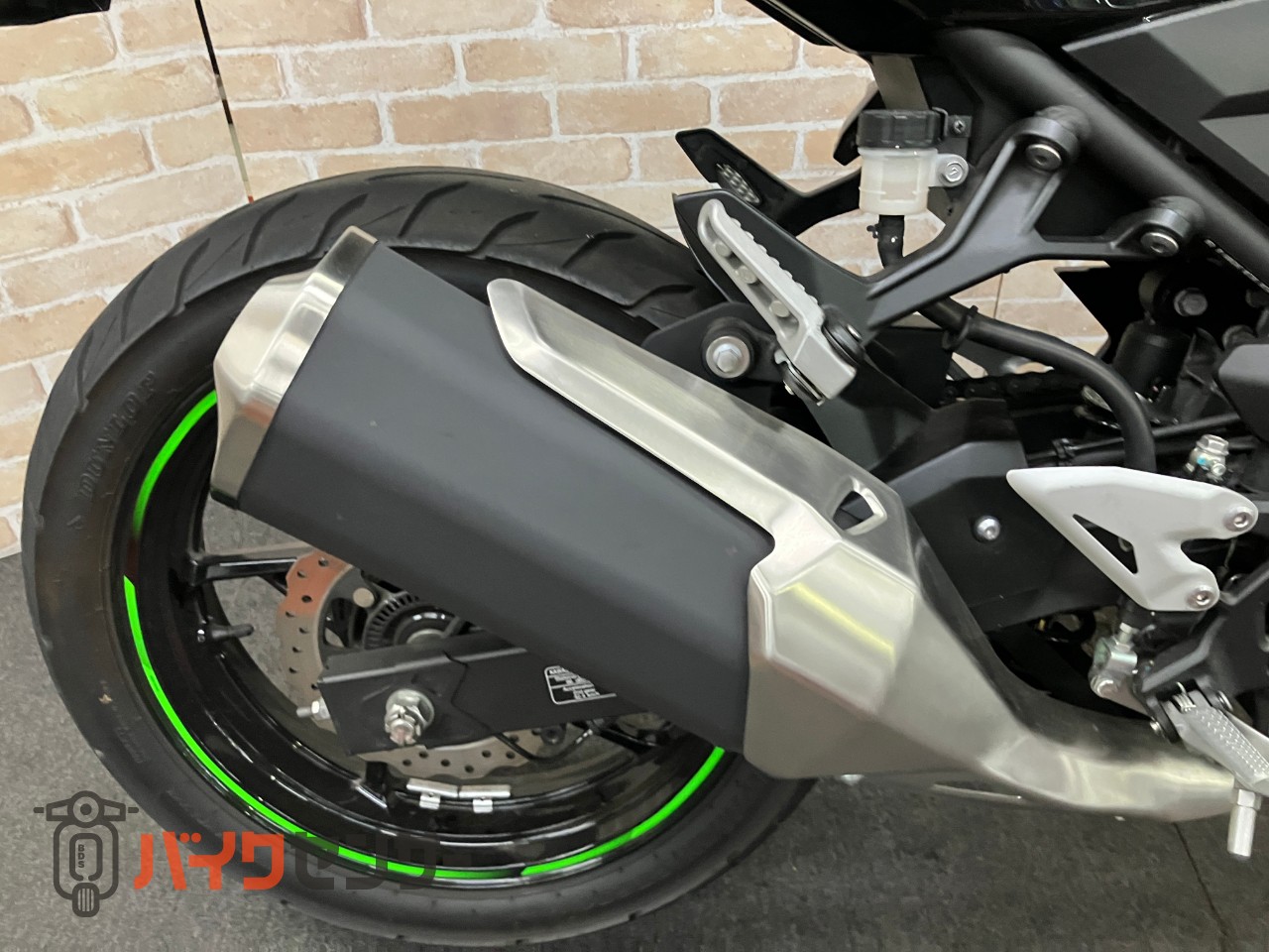 Z250　ラジエタースクリーン　メーターバイザー　ACTIVE左右レバー　ETC USB_38