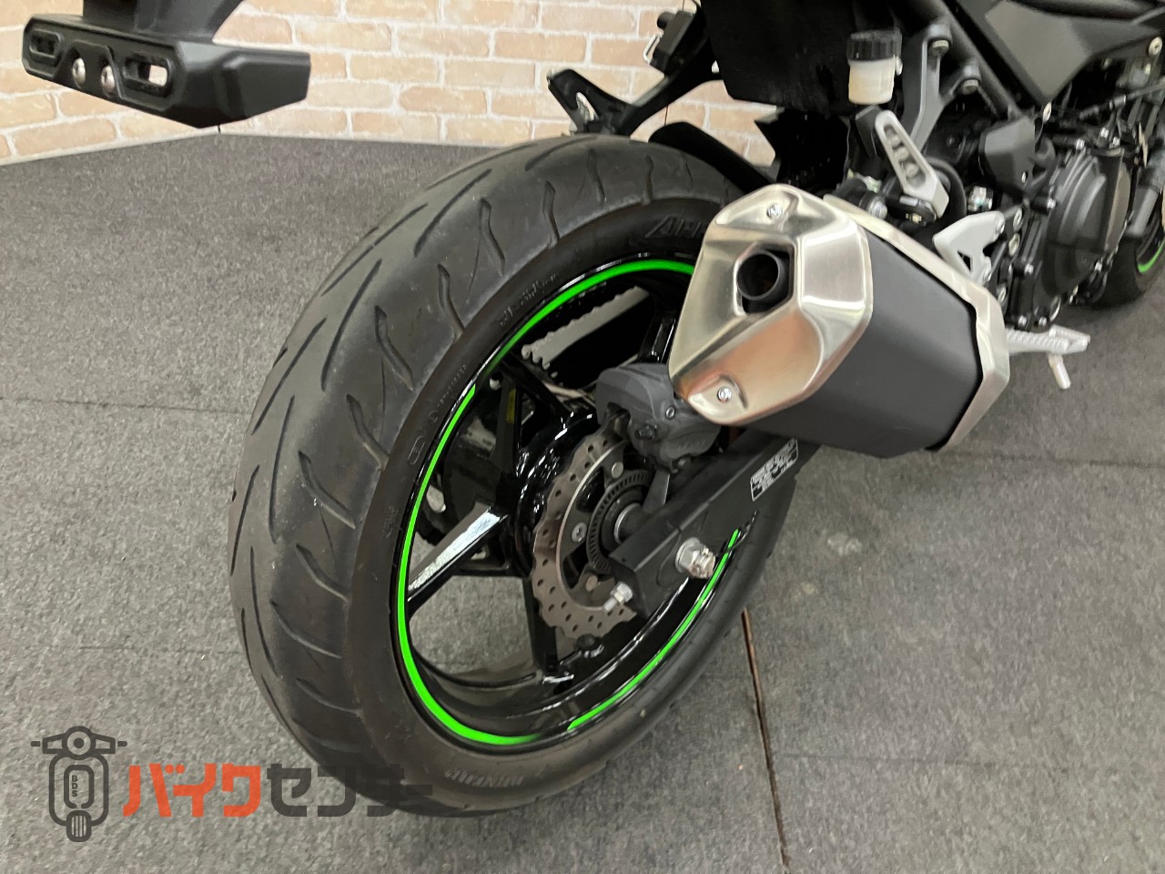 Z250　ラジエタースクリーン　メーターバイザー　ACTIVE左右レバー　ETC USB_41