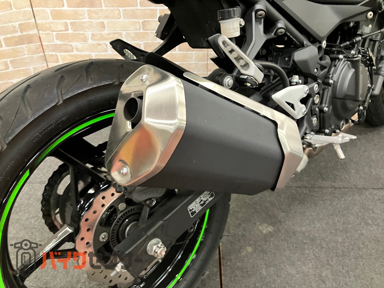 Z250　ラジエタースクリーン　メーターバイザー　ACTIVE左右レバー　ETC USB_42