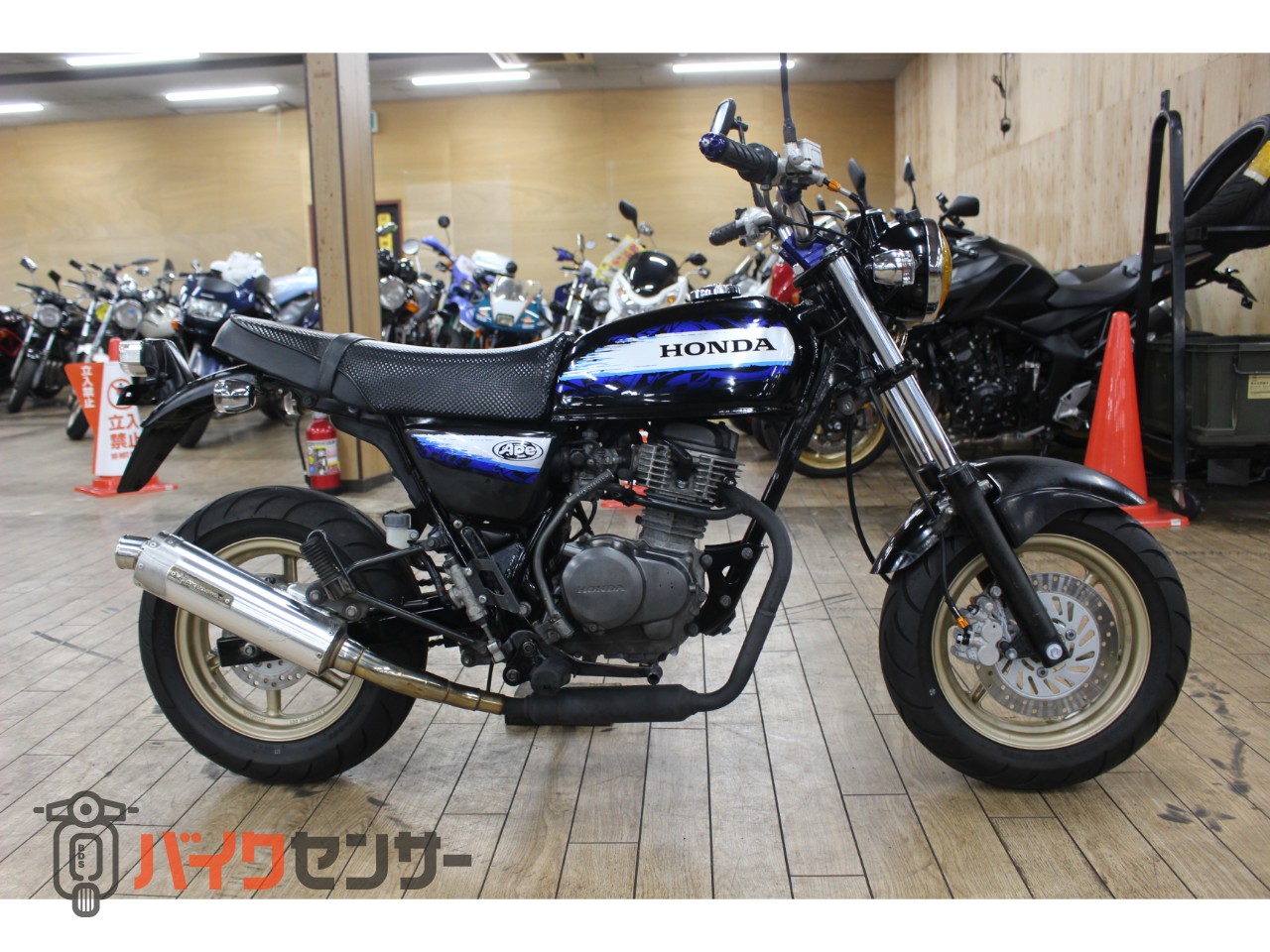 7945 ホンダ エイプ100 HC07 実動 良好 整備済み 原付バイク売ります！！ ホンダ HC07 エイプ 100 Deluxe '08 - AOSHIMA SCALE MODEL LINEUP