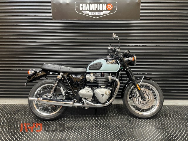 ボンネビルT120 ロムエディション／クロムメリデンブルー　左側パニアレール