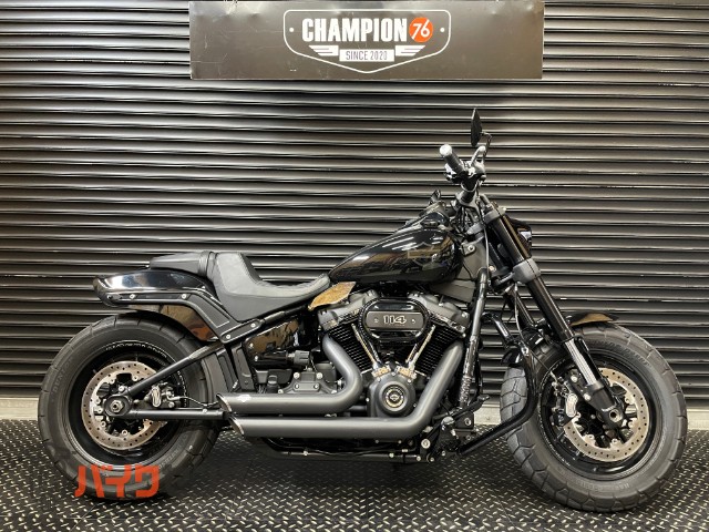 FXFBS ソフテイルファットボブ114 バンスマフラー　サイドナンバー　カスタムウィンカー　サイドバッグサポート　ＥＴＣ２．０