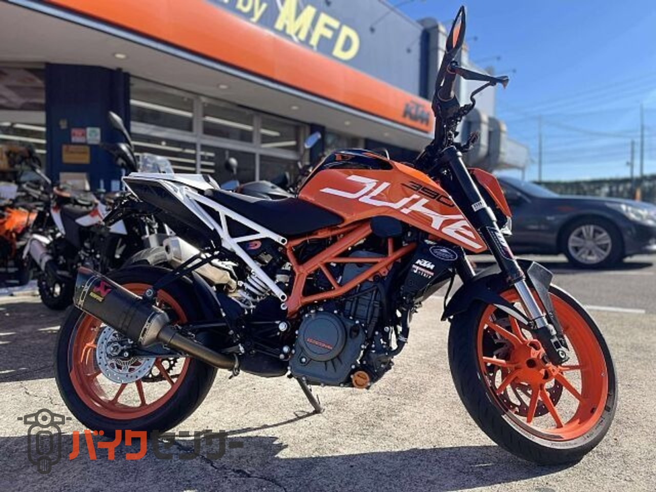 KTM 390デューク シングルシート アクラポヴィッチスリップオン