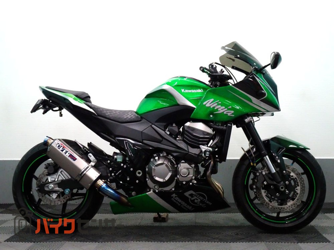 カワサキ Z800 Ninjaのインジェクションモデル！？ カーボンパーツ多数