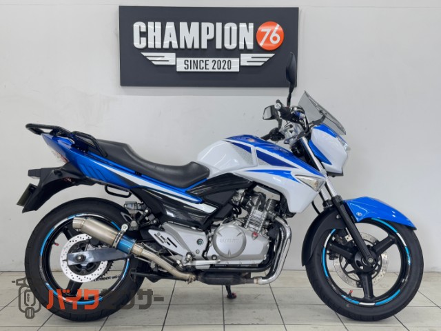 GSR250 水冷２気筒、社外マフラー、セパレートハンドル、スモークスクリーン、ＪＤＳレバー、リアキャリア、ＵＳＢ電源、ＥＴＣ