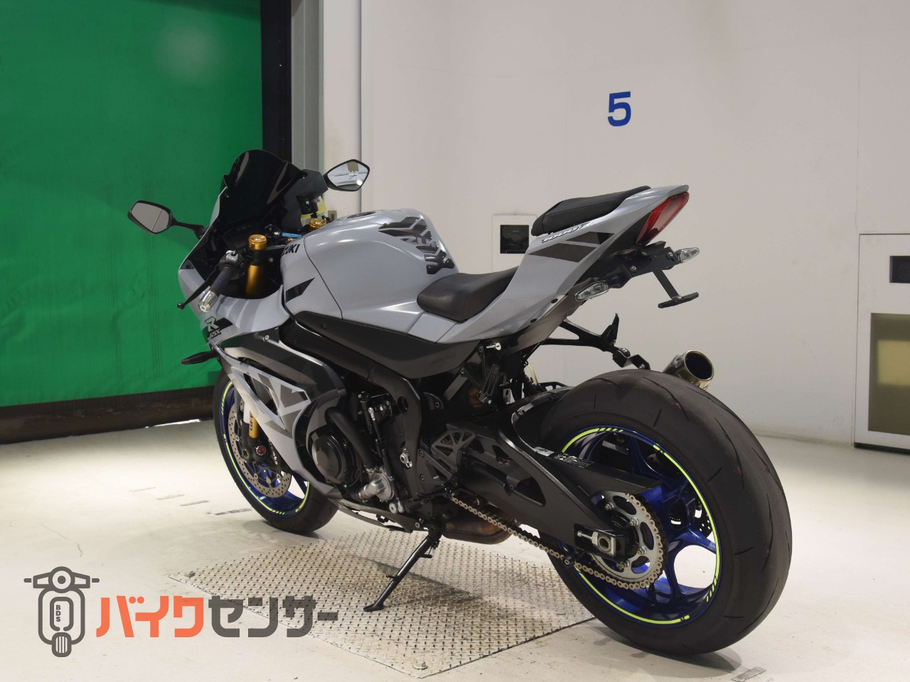 GSX-R1000R　アロースリップオン　フェンダーレス　スモークスクリーン_5