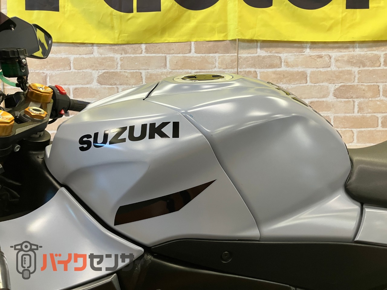 GSX-R1000R　アロースリップオン　フェンダーレス　スモークスクリーン_23