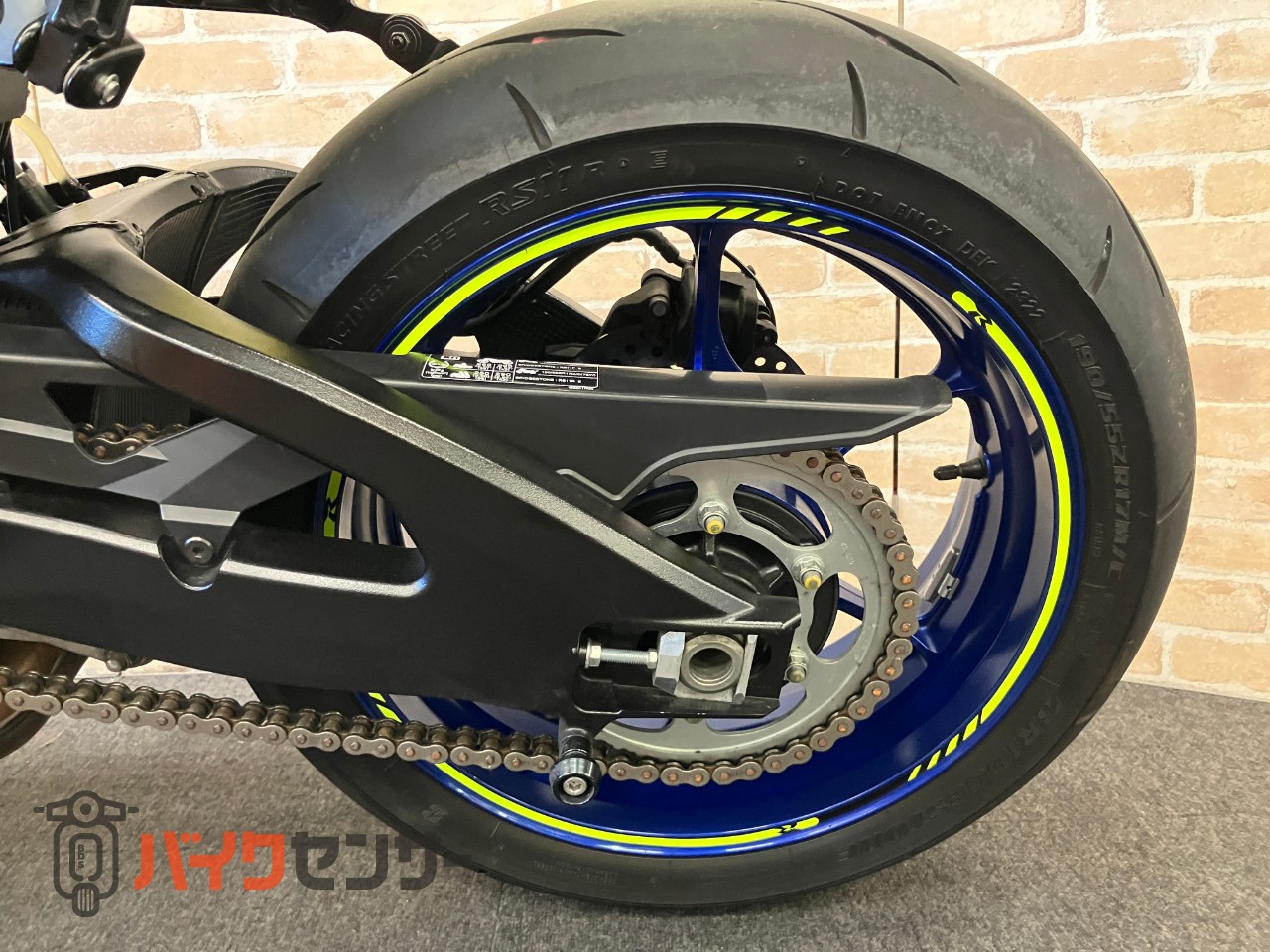 GSX-R1000R　アロースリップオン　フェンダーレス　スモークスクリーン_29