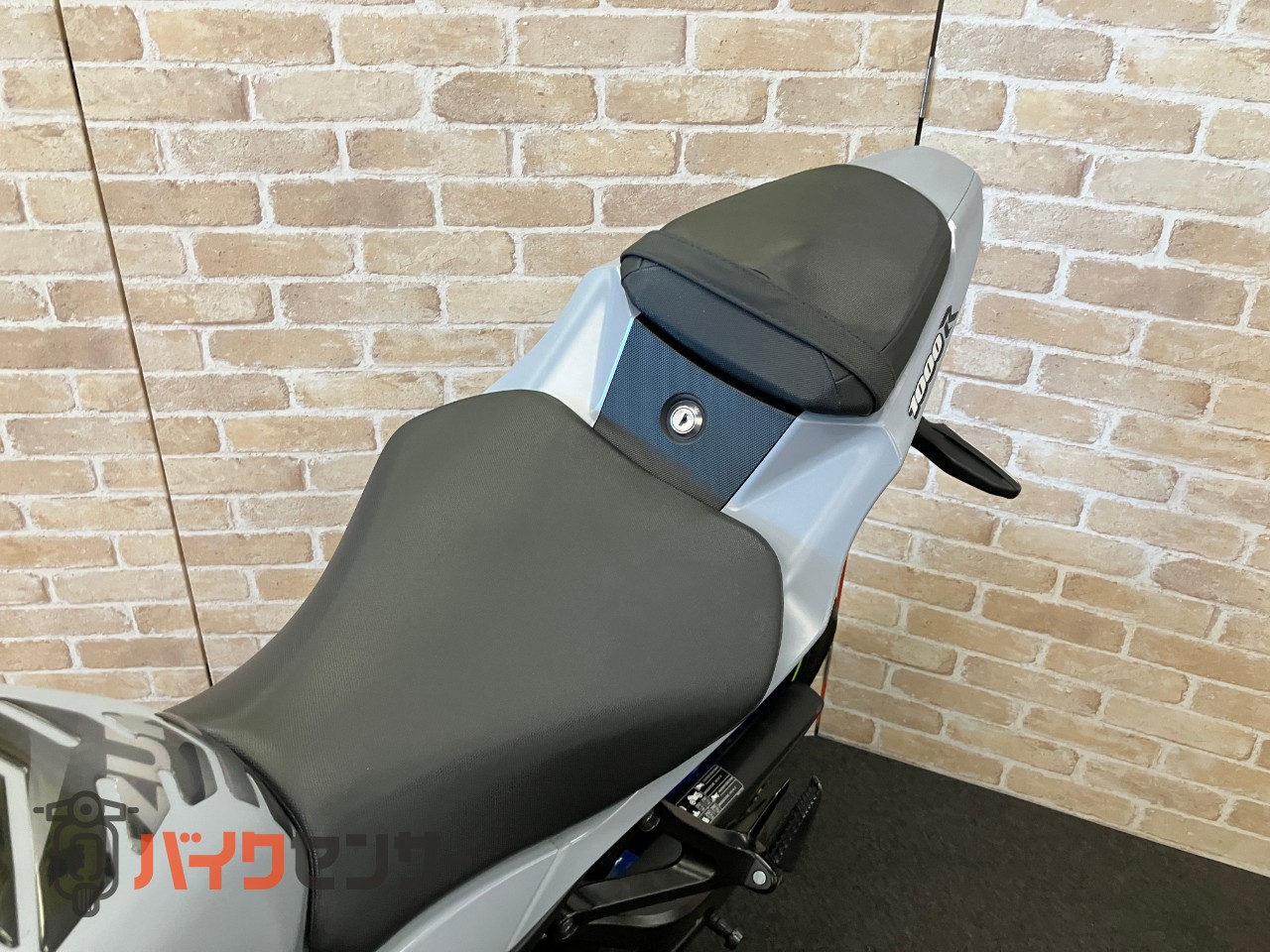 GSX-R1000R　アロースリップオン　フェンダーレス　スモークスクリーン_34