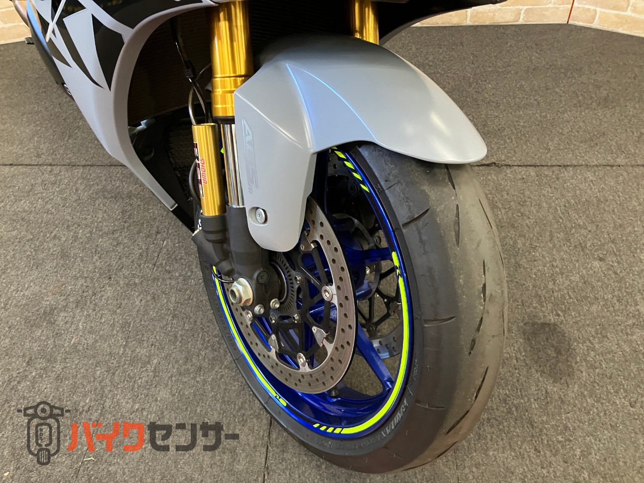 GSX-R1000R　アロースリップオン　フェンダーレス　スモークスクリーン_37
