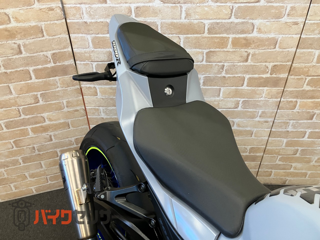 GSX-R1000R　アロースリップオン　フェンダーレス　スモークスクリーン_39