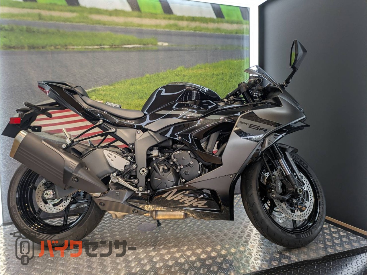 ケンビ カワサキ NINJA ZX-6R 2026年最新モデル・メタリックマットグラフェン