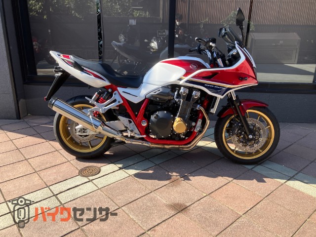 ＣＢ１３００Ｓｕｐｅｒ　ボルドール　前後ドライブレコーダー　モリワキエンジンスライダー　クイックシフター　グリップヒーター