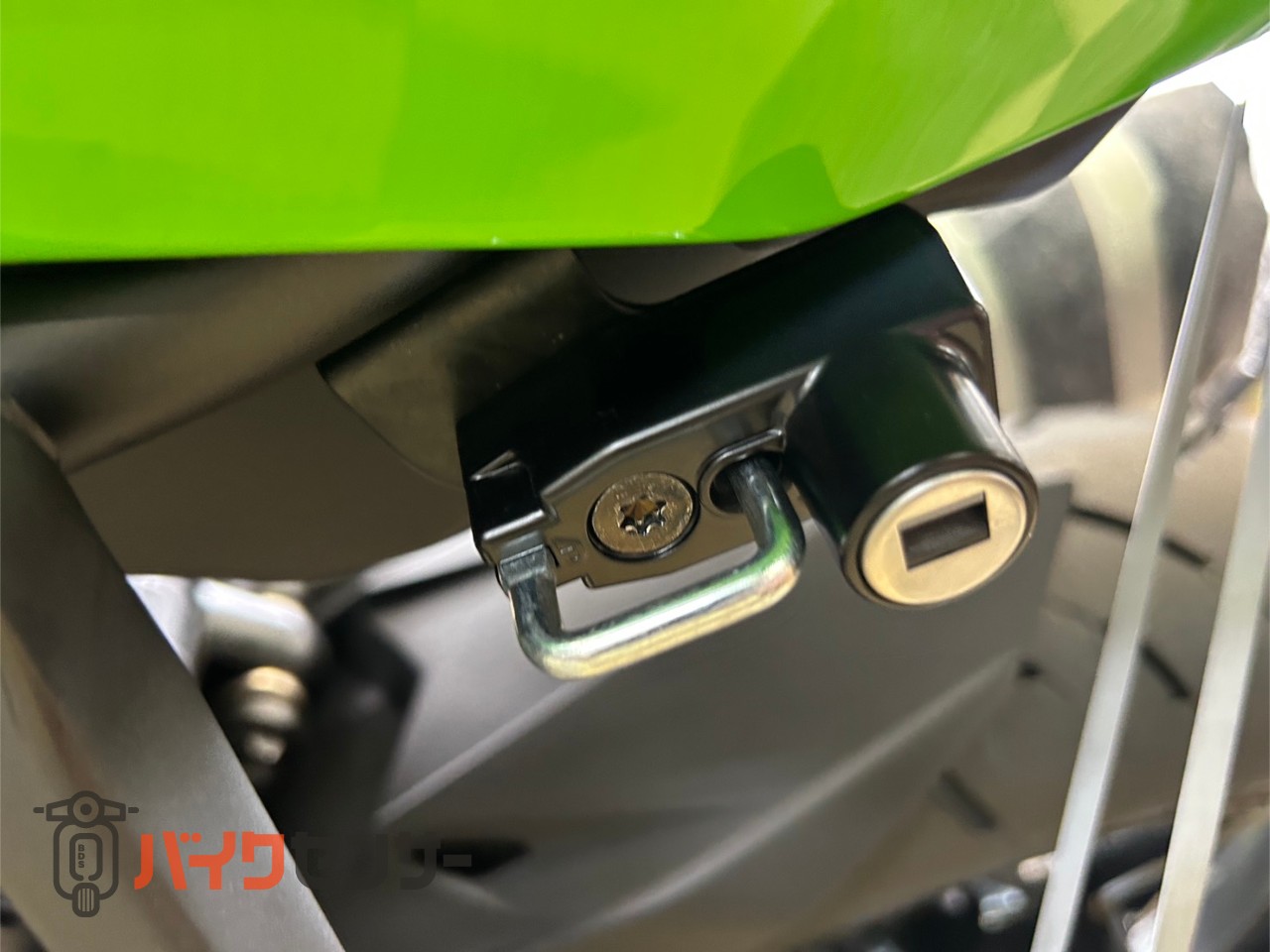 カワサキ NINJA ZX-4RR 2025年モデル クイックシフター トラクション