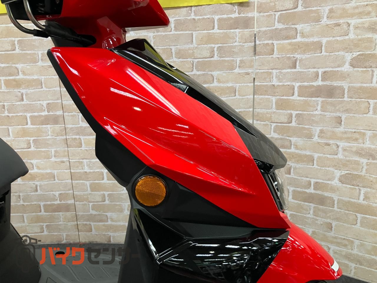 アヴェニス125　Ｍ6モデル　LEDヘッドライト　メットイン　サイドスタンド_28