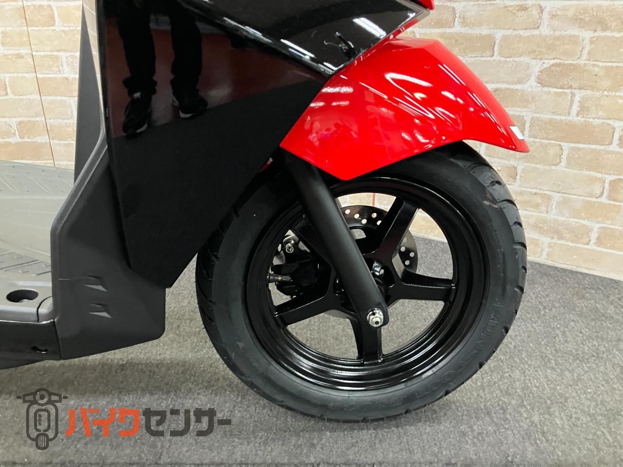 アヴェニス125　Ｍ6モデル　LEDヘッドライト　メットイン　サイドスタンド_29