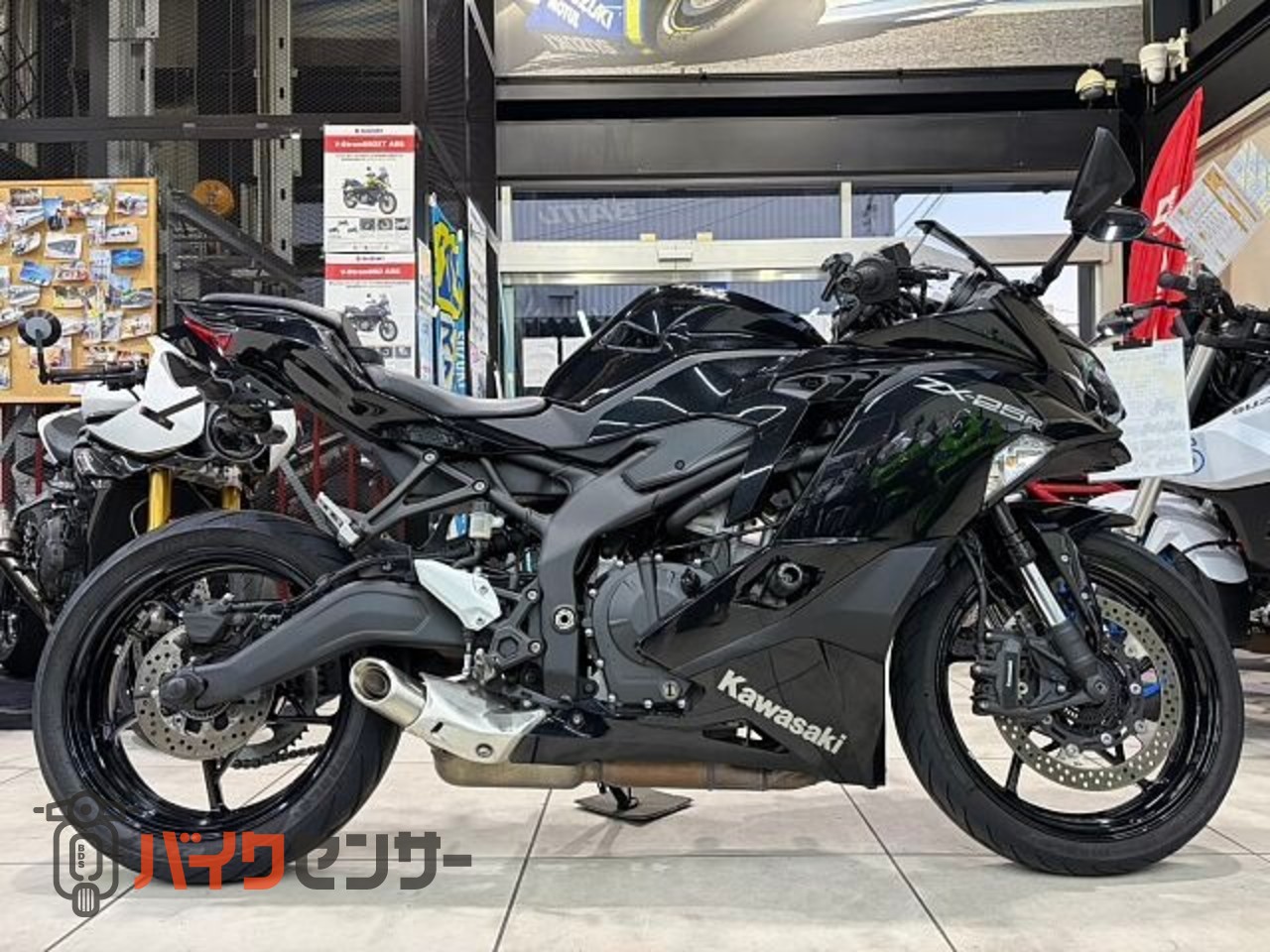 カワサキ NINJA ZX-25R ZX-250E USB フェンダーレス追加カスタム可能