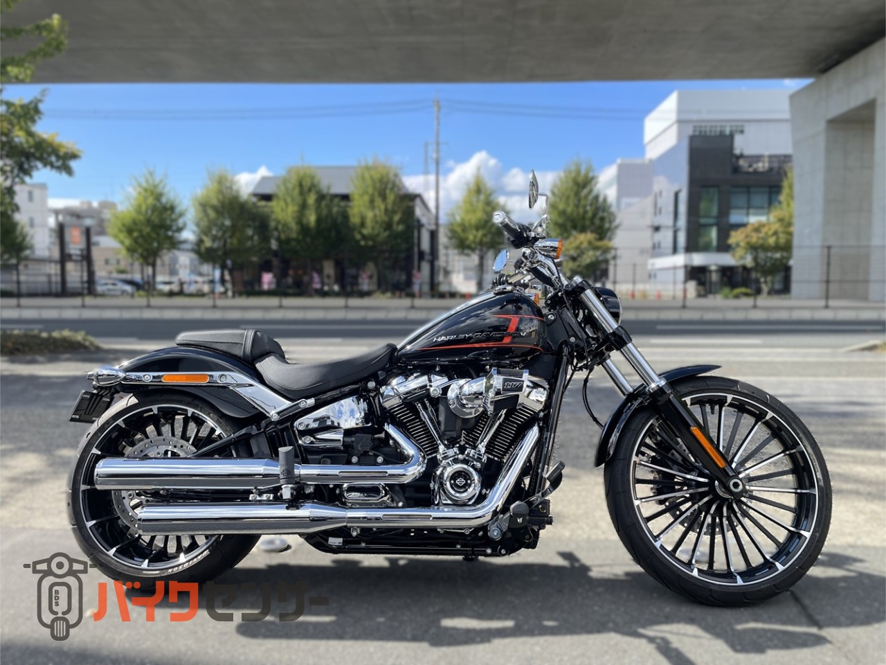 正規品／トライジャ シート関連パーツ ソロシート ウェーブ（クローム