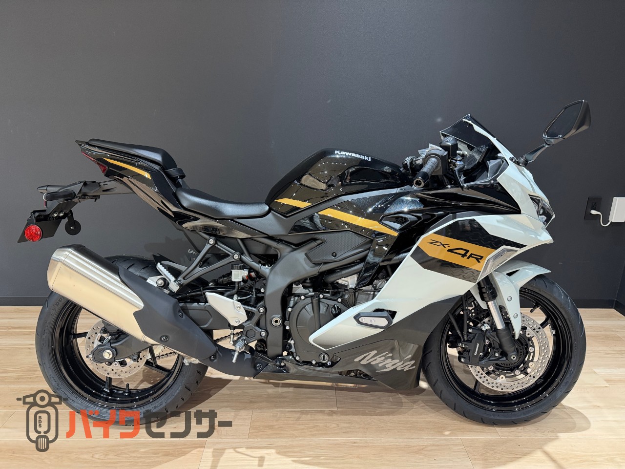 カワサキ NINJA ZX-4R SE 2026年モデル 3年保証 クイックシフター