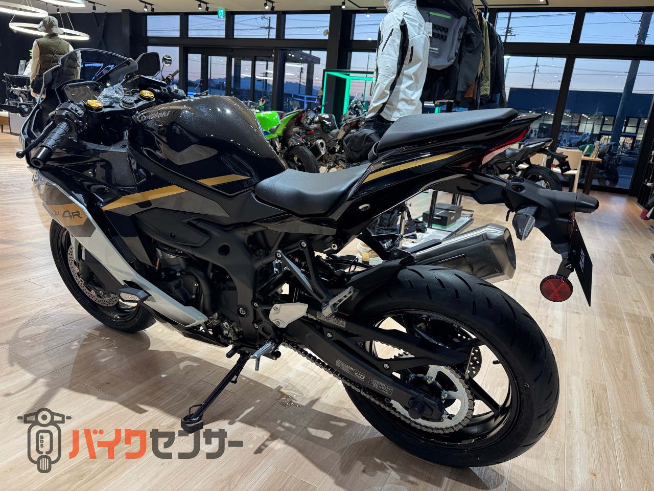 カワサキ NINJA ZX-4R SE 2026年モデル 3年保証 クイックシフター
