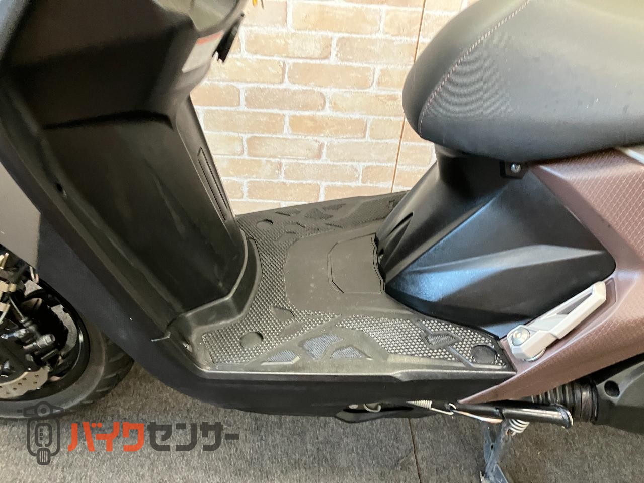 BW'S125 マットチタンカラー　KNレイダウンキット装着_14