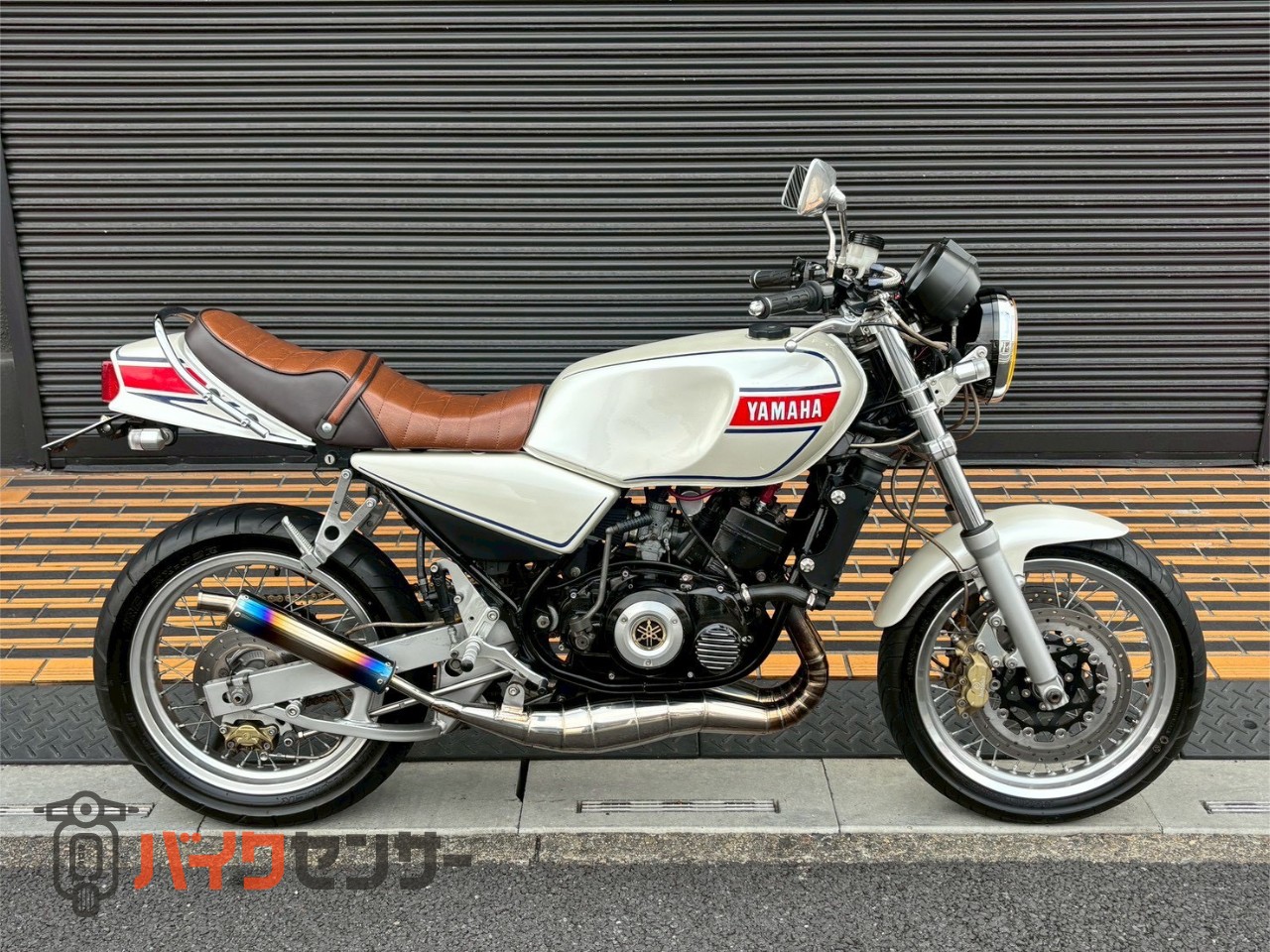 ル*チ様 RZ250 ホイール前後ホワイト ヤマハ RZ250 フルカスタム スポークホイール 足廻りTZR