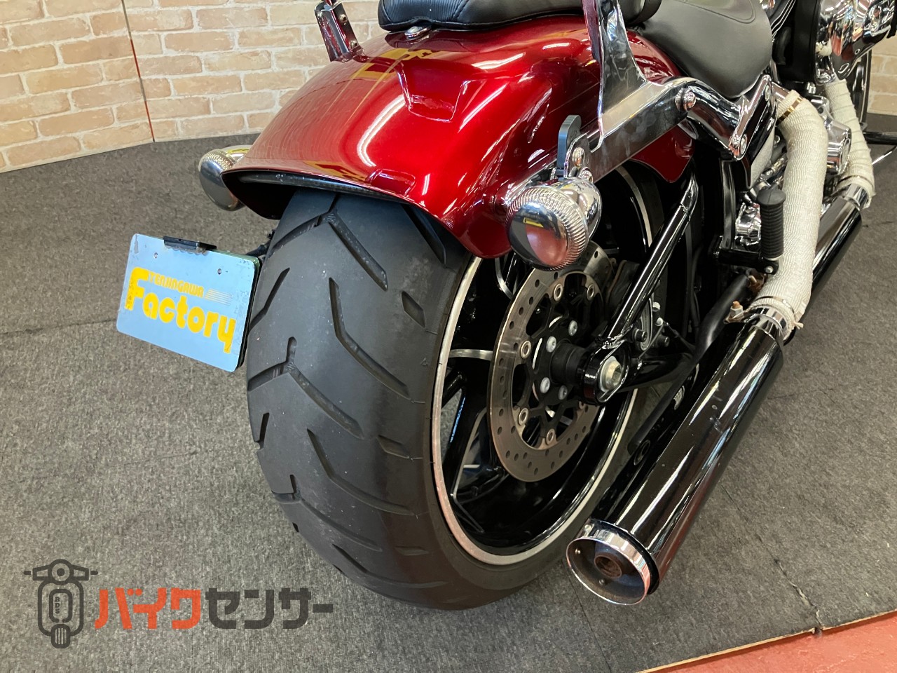 FXSB ブレイクアウト ハンドル　レバー　ライトクラッチ　ETC　サイドナンバー　ステップボード　バックレスト_6