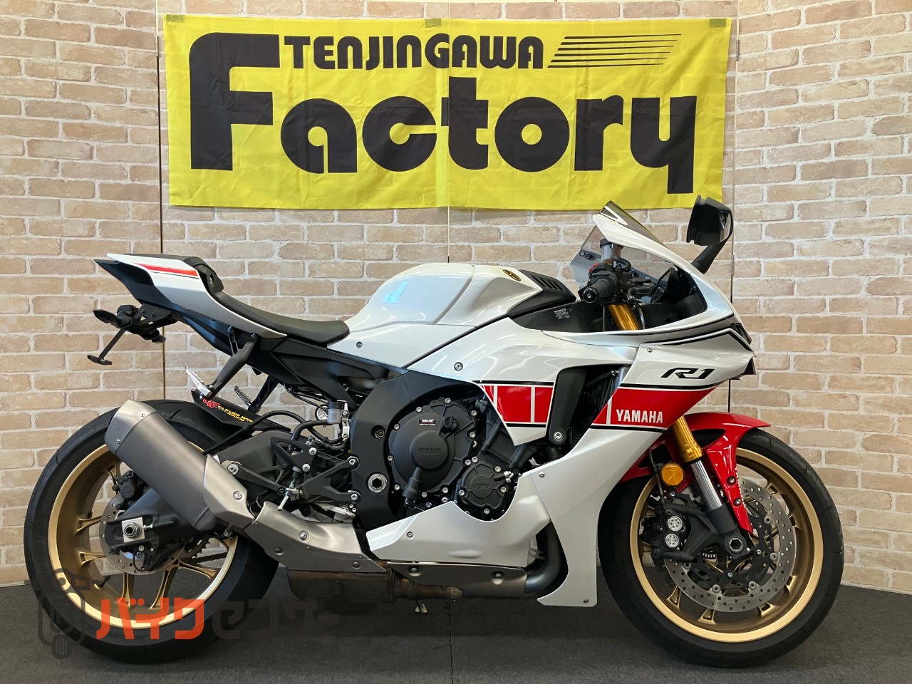 YZF-R1 60thアニバーサリー フェンダーレス_0