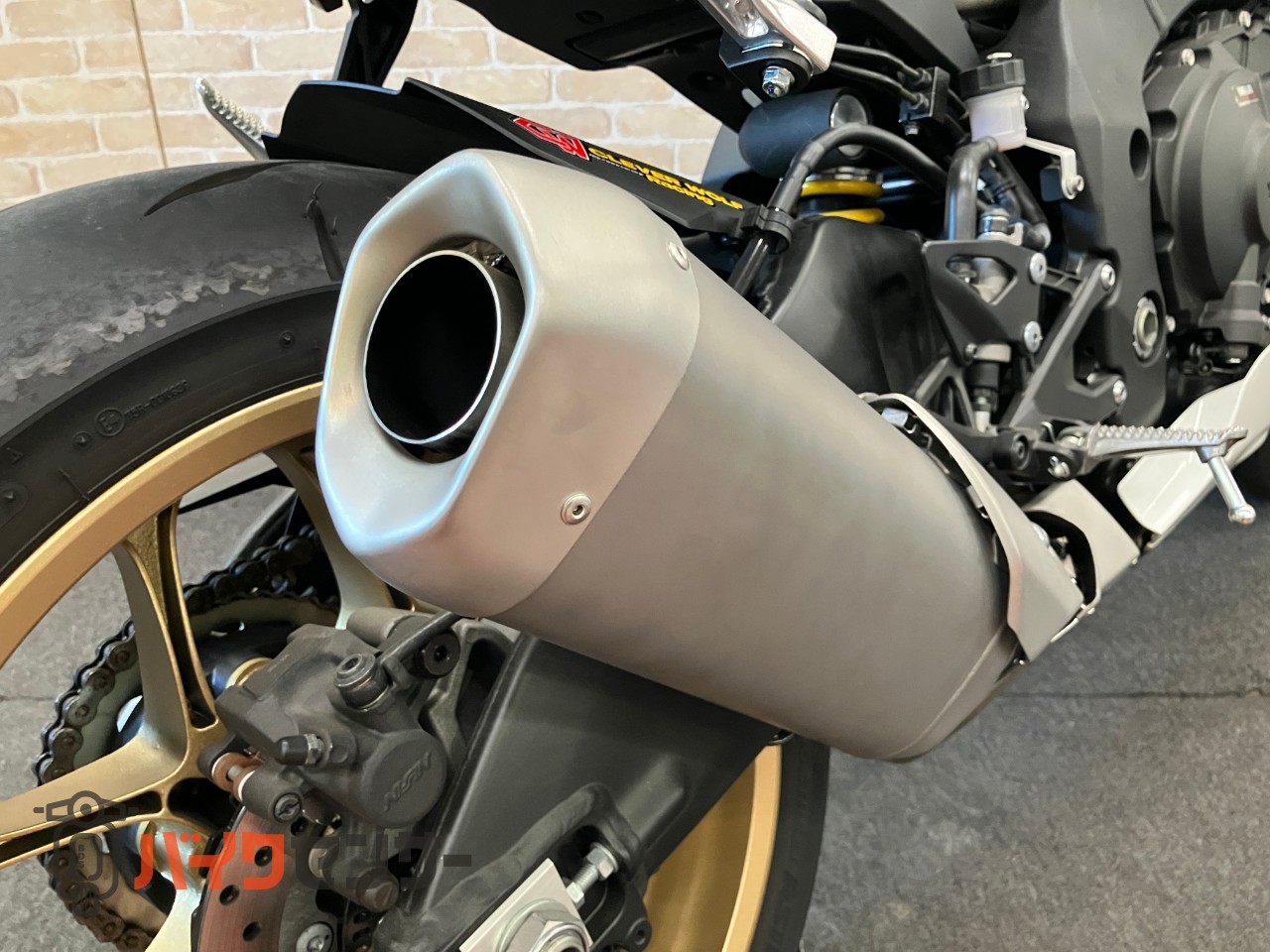 YZF-R1 60thアニバーサリー フェンダーレス_7