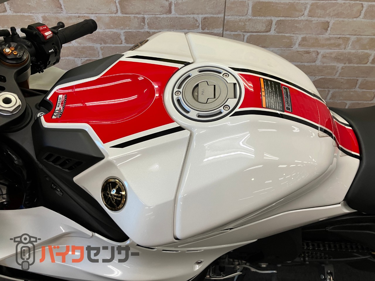 YZF-R1 60thアニバーサリー フェンダーレス_24