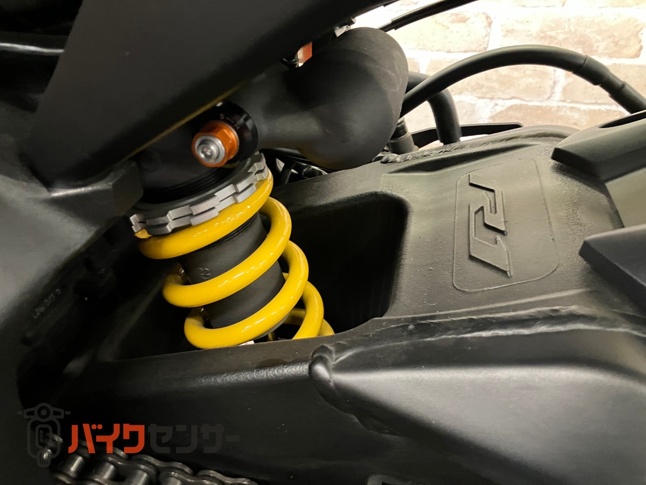 YZF-R1 60thアニバーサリー フェンダーレス_28