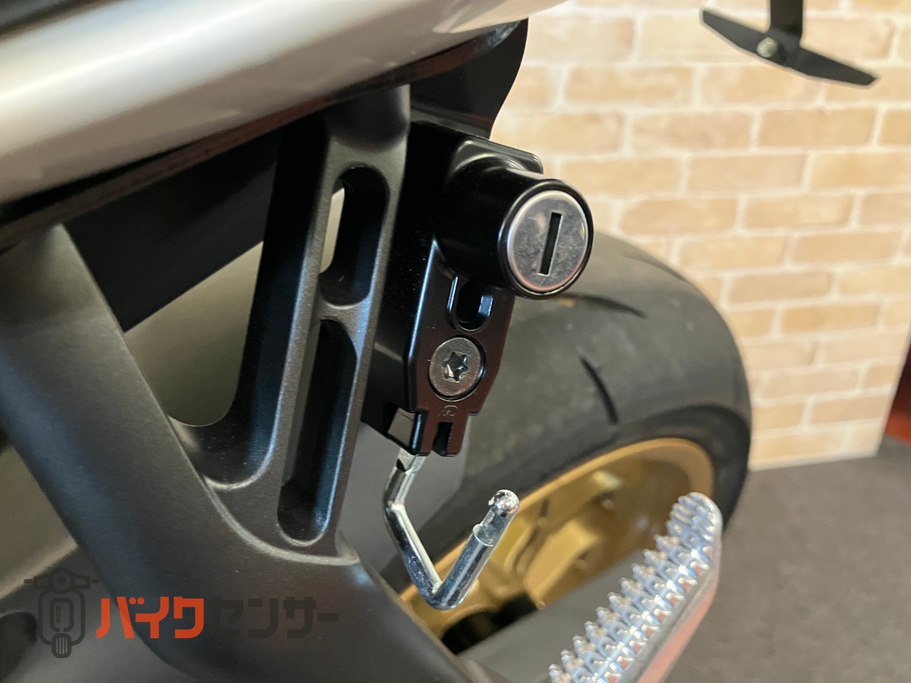 YZF-R1 60thアニバーサリー フェンダーレス_29