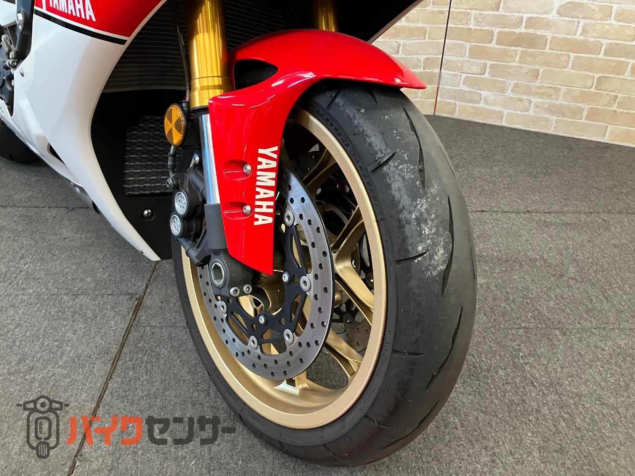 YZF-R1 60thアニバーサリー フェンダーレス_40