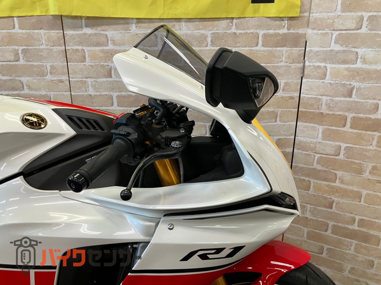 YZF-R1 60thアニバーサリー フェンダーレス_43
