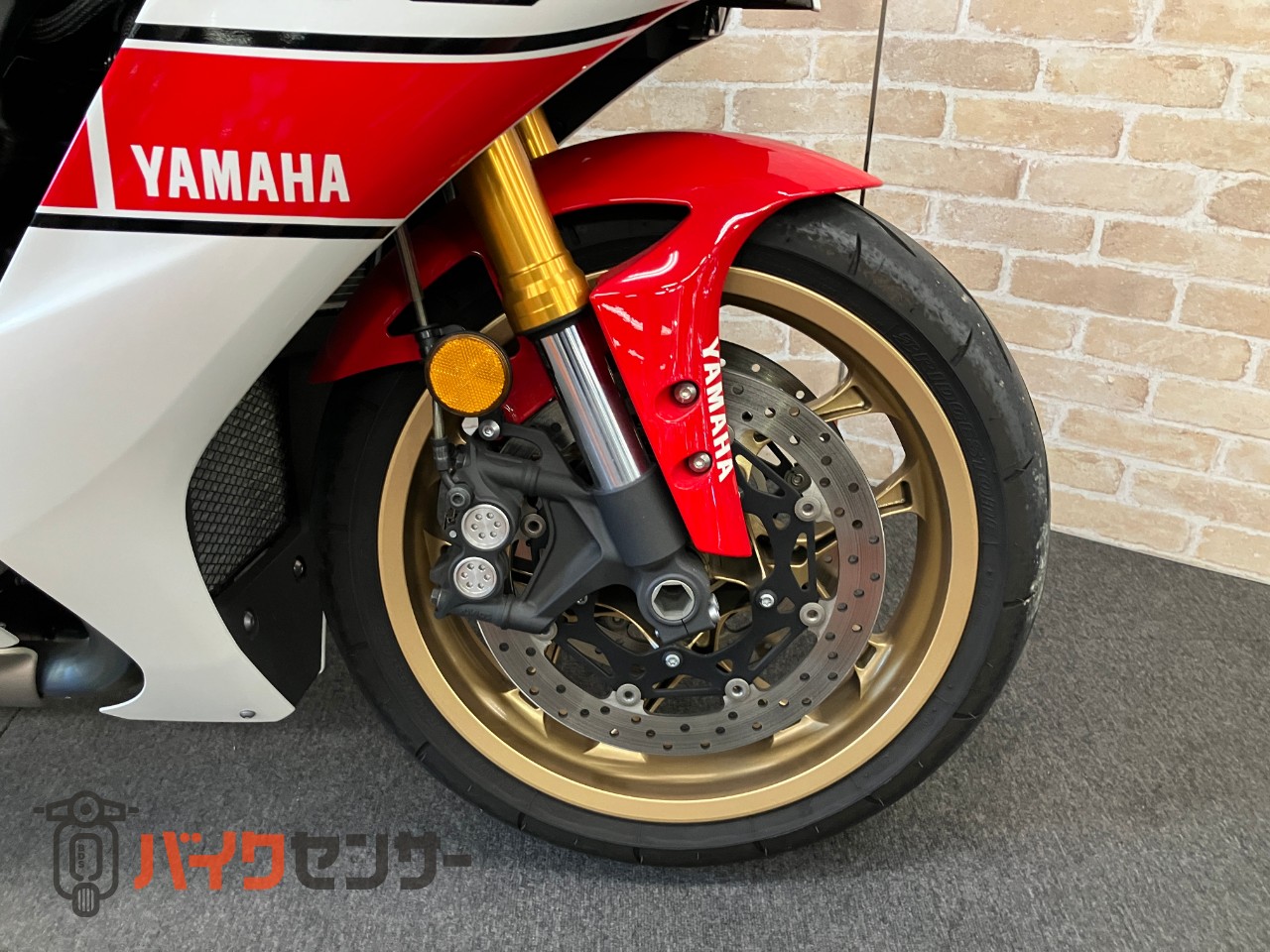 YZF-R1 60thアニバーサリー フェンダーレス_44