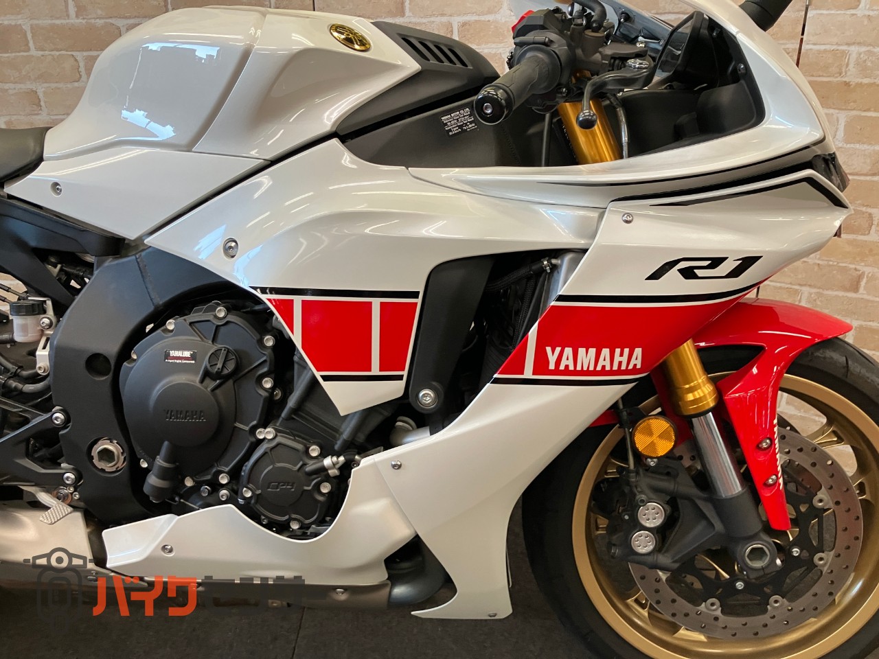 YZF-R1 60thアニバーサリー フェンダーレス_46