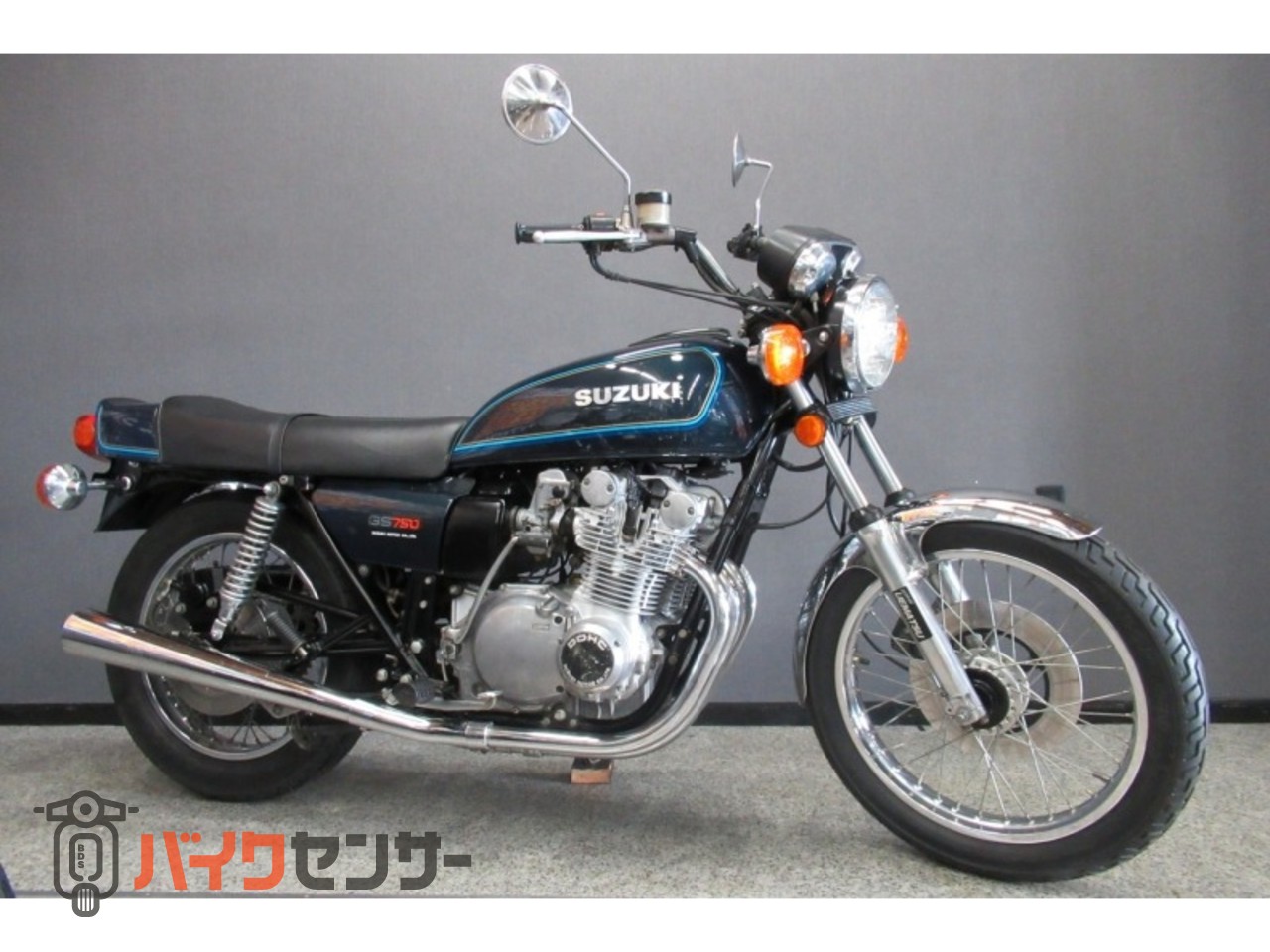スズキ GS750 純正ペイント シート張替済み B587038| BDSバイクセンサー