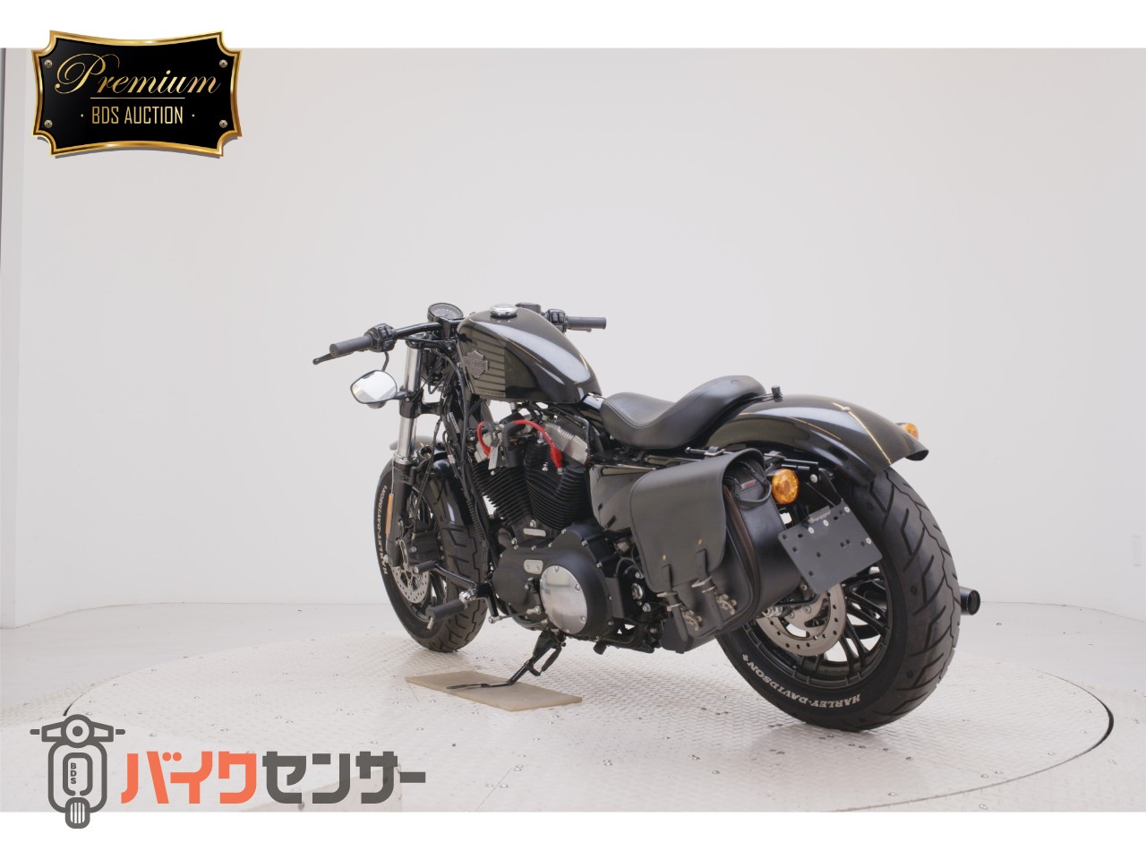 XL1200X フォーティエイト ローハンドル　LEDヘッドライト　タンクアップ　エアクリ　サイドナンバー　サイドバック_5